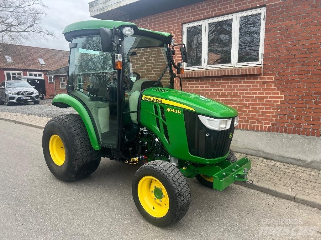 John Deere 3046 R Micro tracteur