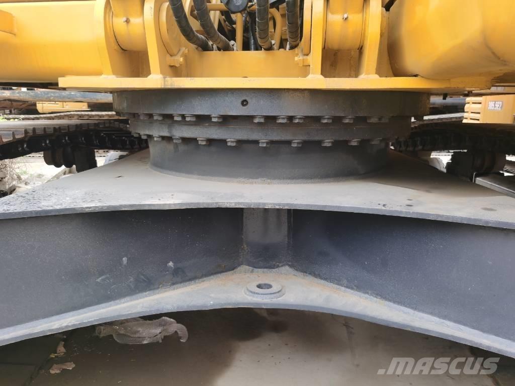 Komatsu PC 220-7 Pelle sur chenilles