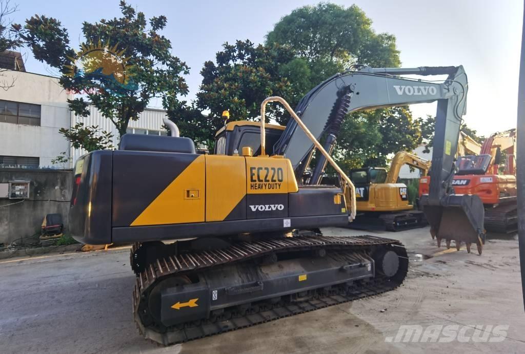 Volvo EC 220 DL Pelle sur chenilles