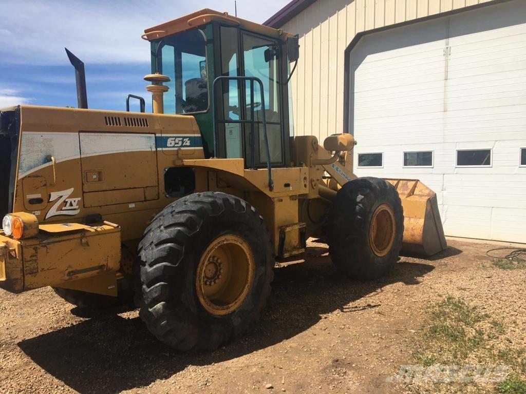 Kawasaki 65 Z IV Chargeuse sur pneus