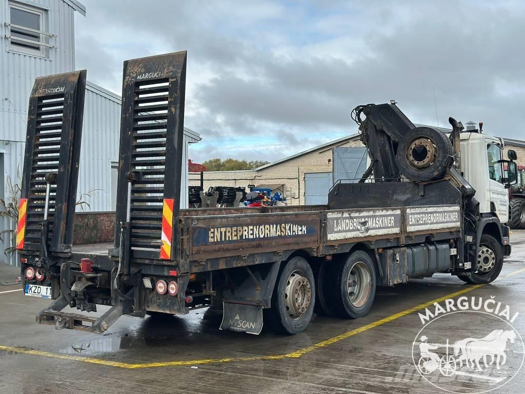 Scania 114G 340 Camion plateau ridelle avec grue