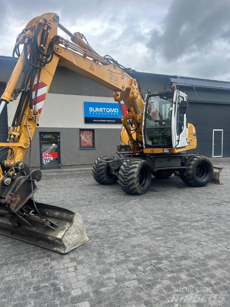 Liebherr 314 Pelle sur pneus