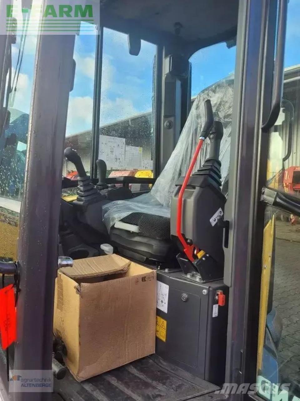 New Holland e55d Mini pelle < 7t