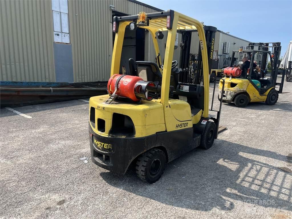 Hyster H2.5CT Chariots GPL