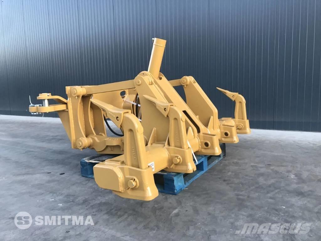 CAT 120M Scarificateur