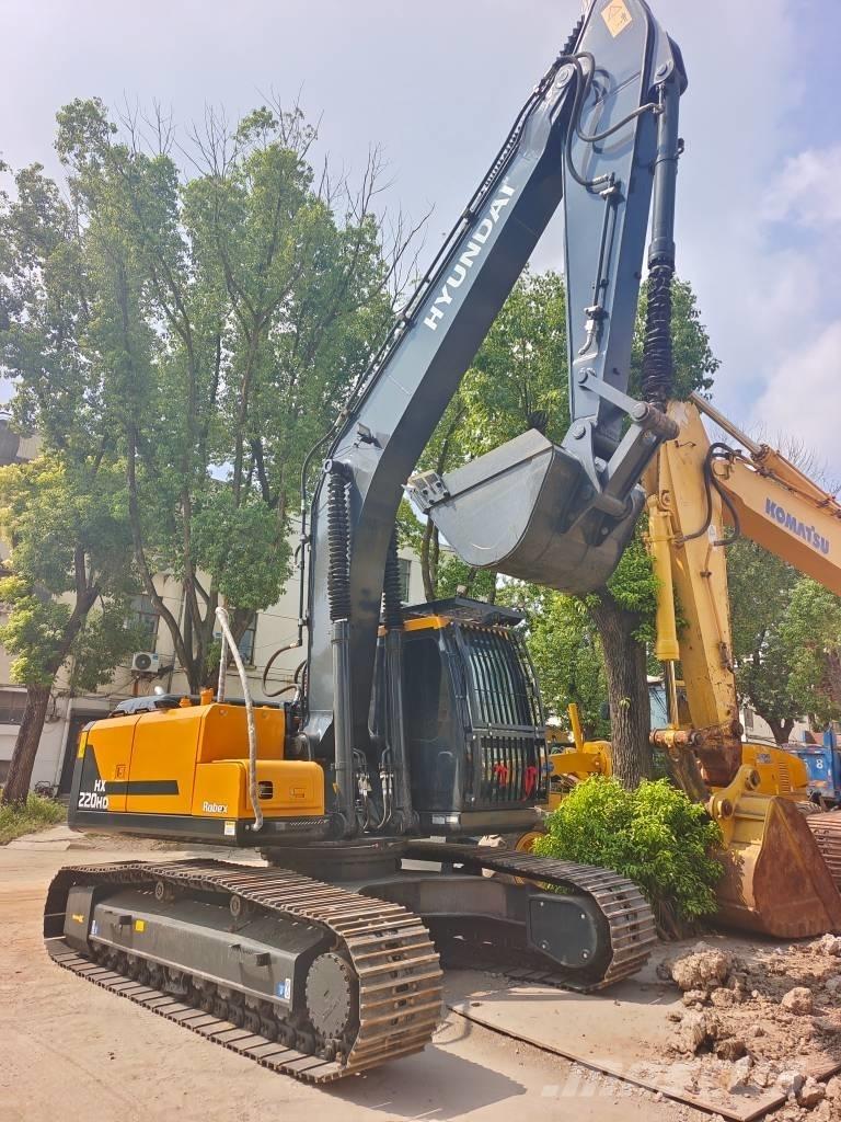 Hyundai HX 220 HD Pelle sur chenilles