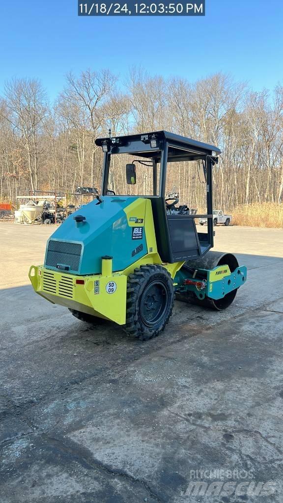 Ammann ARS 30 Rouleaux monocylindre