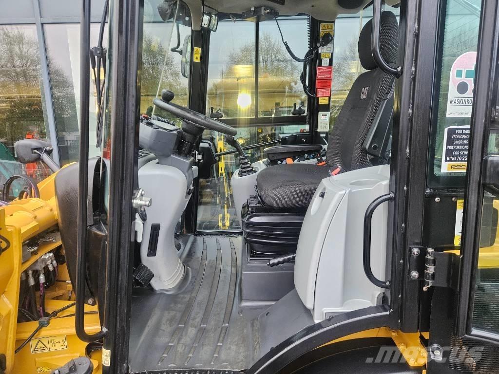 CAT 908m Chargeuse sur pneus