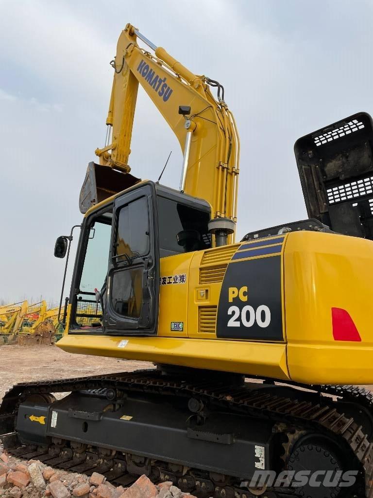 Komatsu 200-8 Pelle sur chenilles