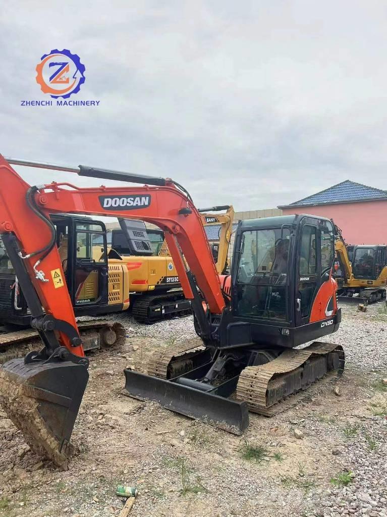 Doosan DX 60 Mini pelle < 7t