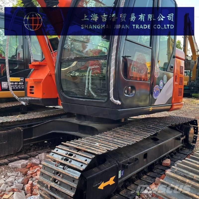 Hitachi ZX 135 Mini pelle 7t-12t