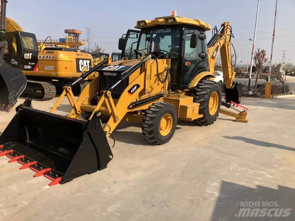 CAT 420 F Tractopelle