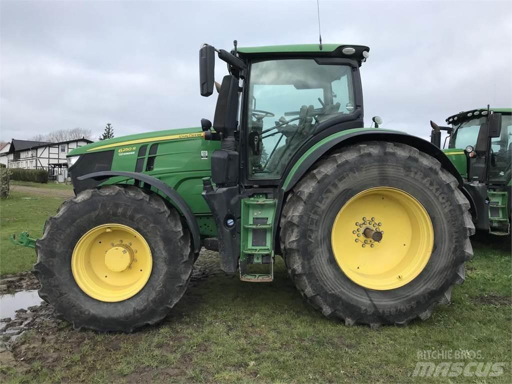 John Deere 6250R Tracteur