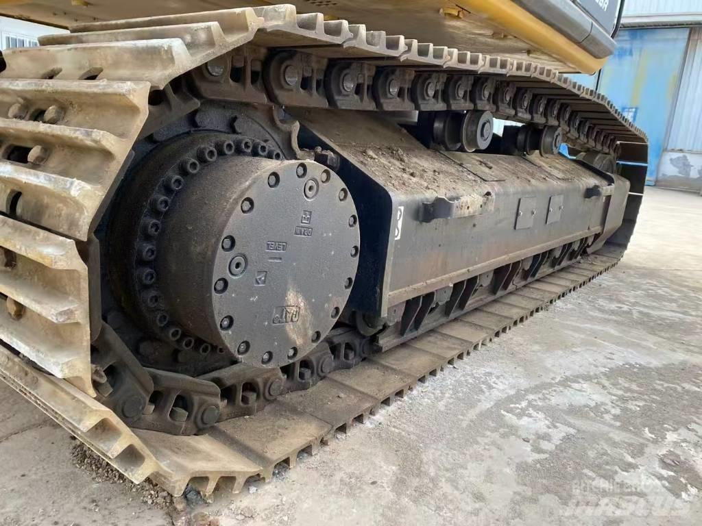 CAT 336 D Pelle sur chenilles