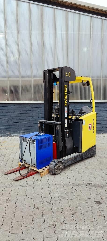 Hyster R 1.6 Chariot à mât rétractable