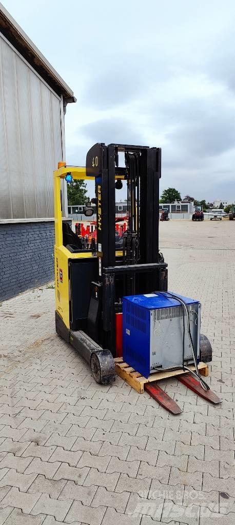 Hyster R 1.6 Chariot à mât rétractable