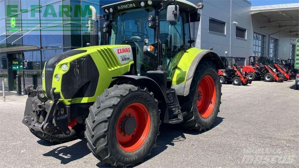CLAAS ARION 530 Tracteur