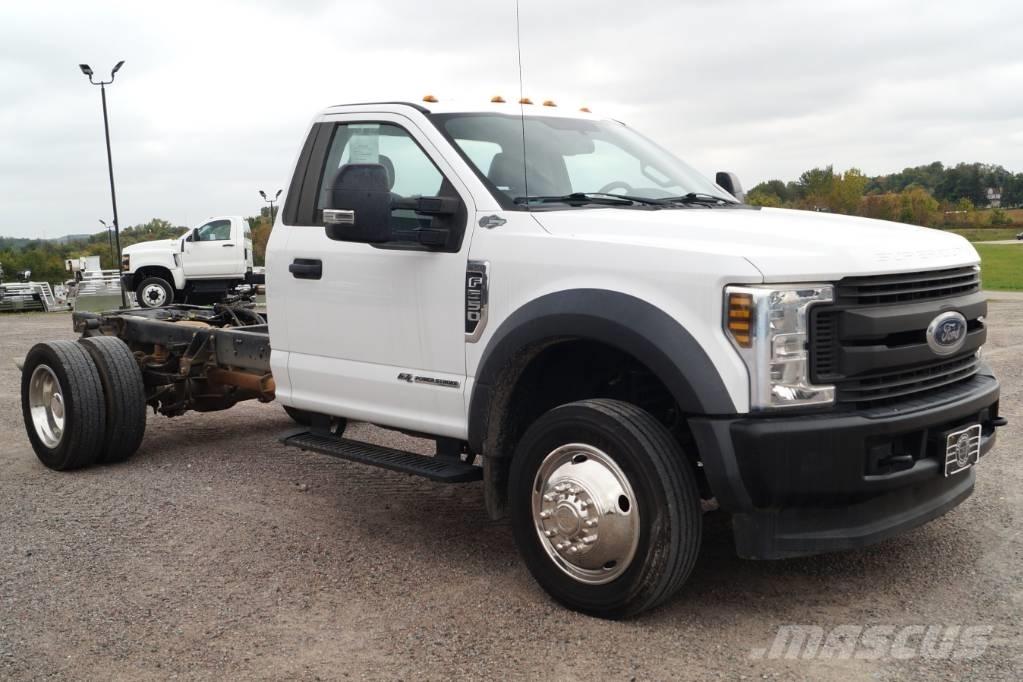 Ford F 550 XL SD Châssis cabine