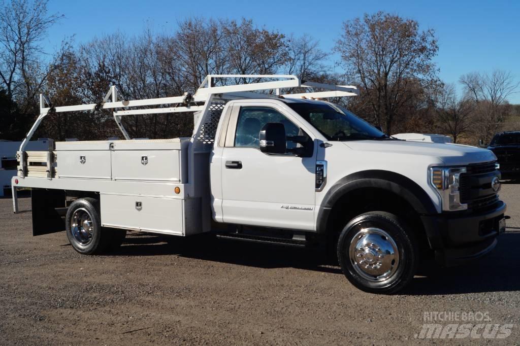 Ford F 550 XL SD Camion plateau