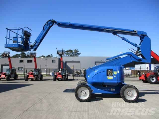JLG 600 AJ (253) Nacelle Automotrice