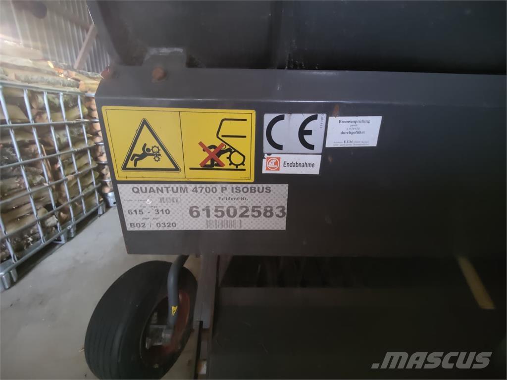 CLAAS Quantum 4700 Remorque autochargeuse