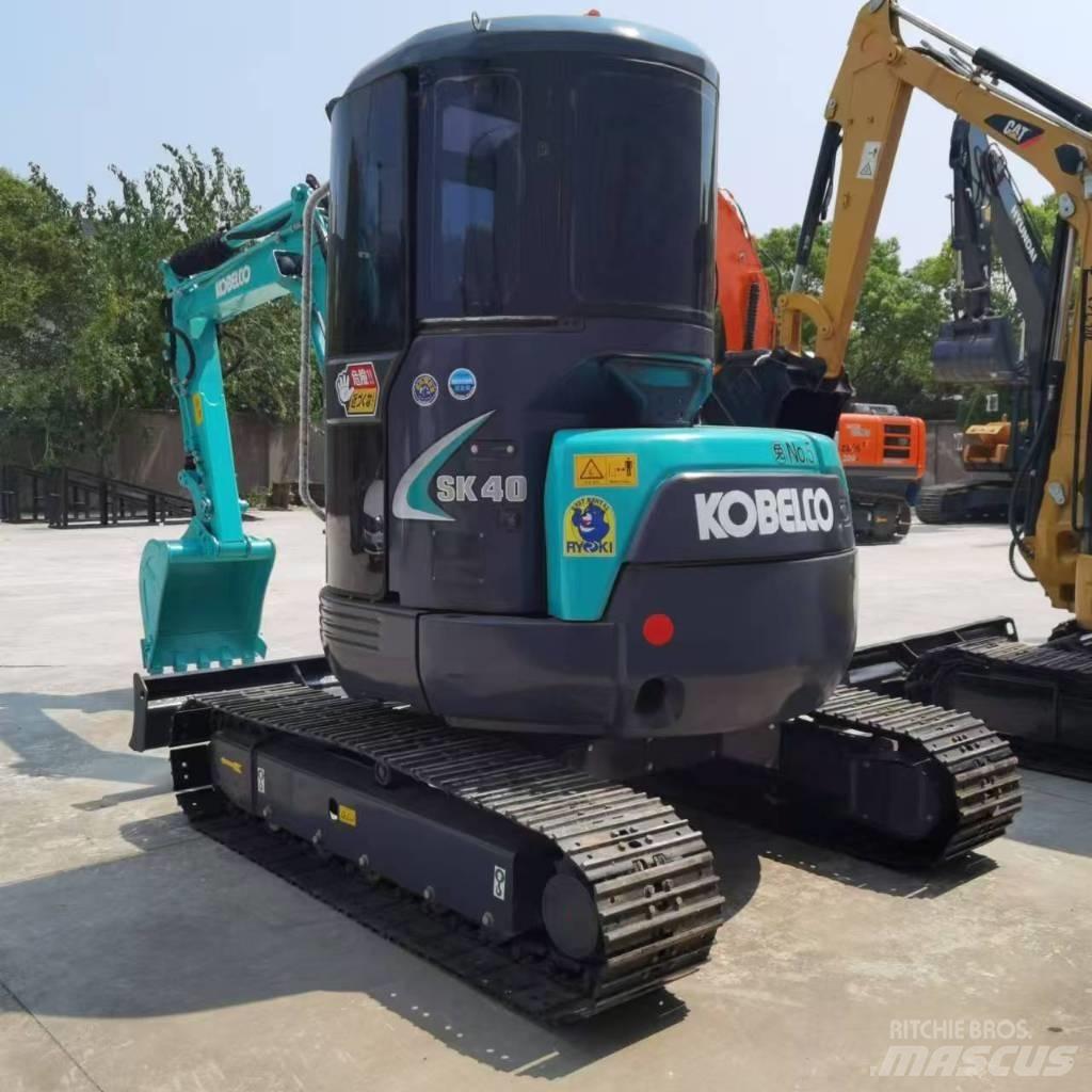 Kobelco SK 40 Mini pelle < 7t