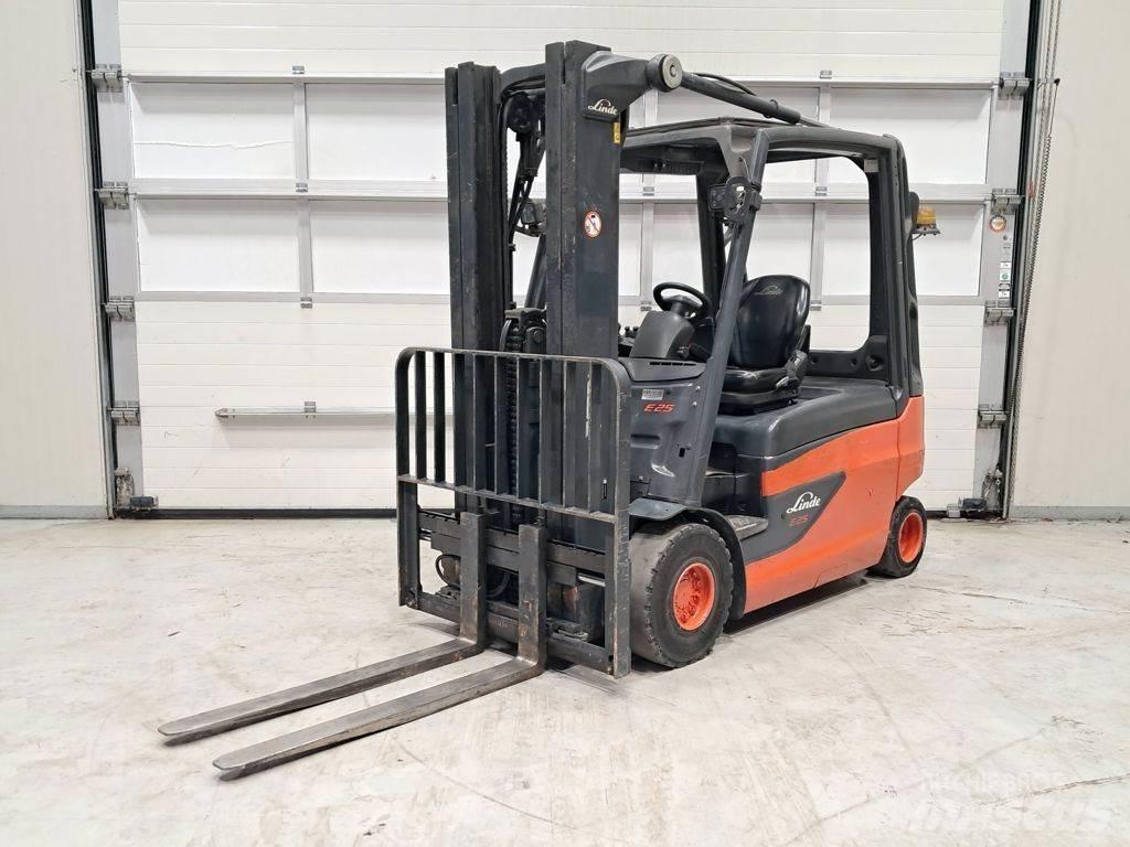 Linde E25L-01 Chariots élévateurs électriques