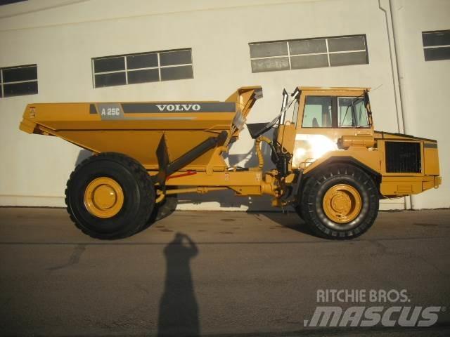 Volvo A 25 C   4x4 Tombereau articulé