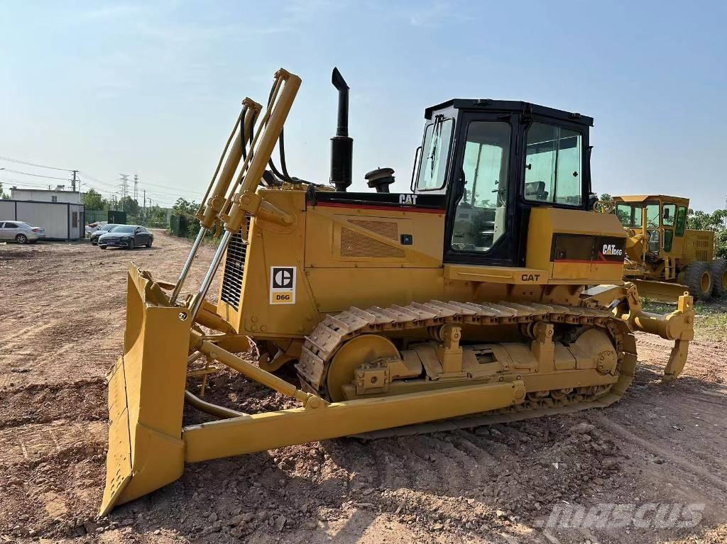 CAT D 6 G Bouteurs sur chenilles