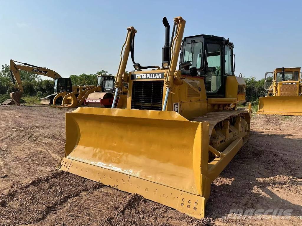 CAT D 6 G Bouteurs sur chenilles