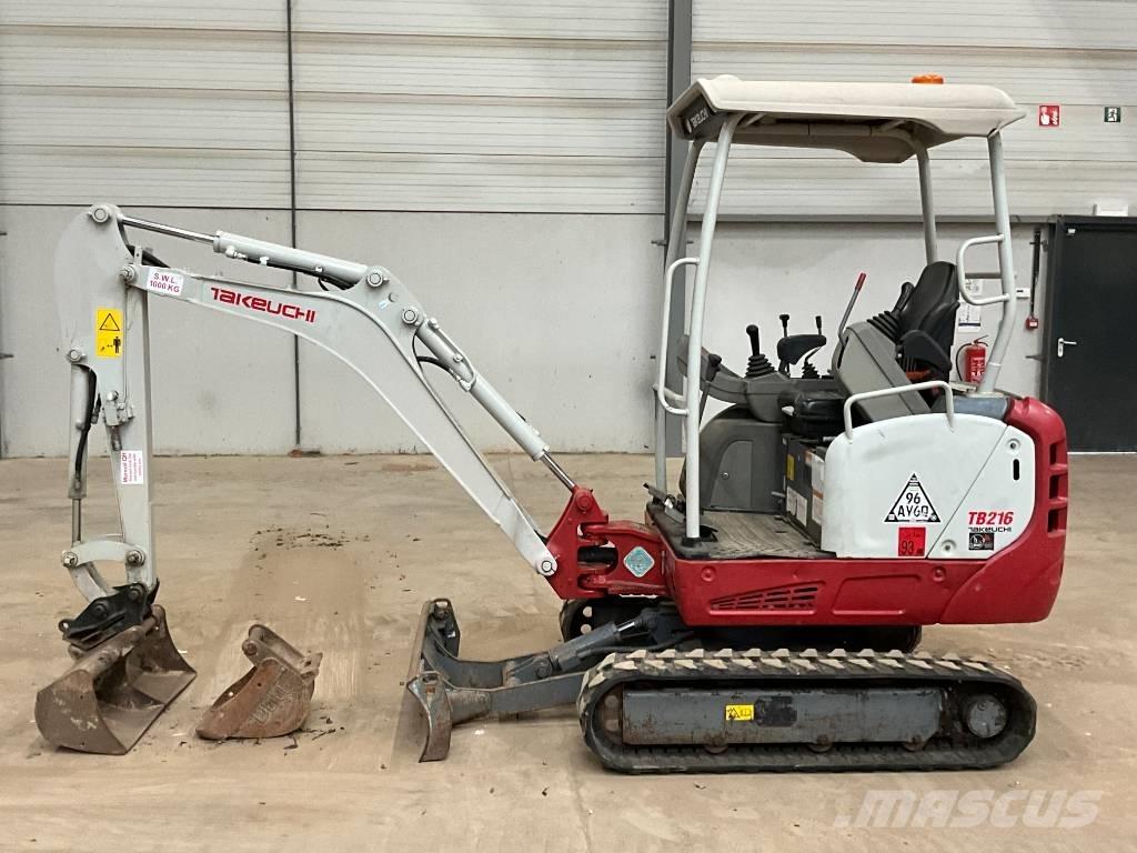 Takeuchi TB 216 Mini pelle < 7t