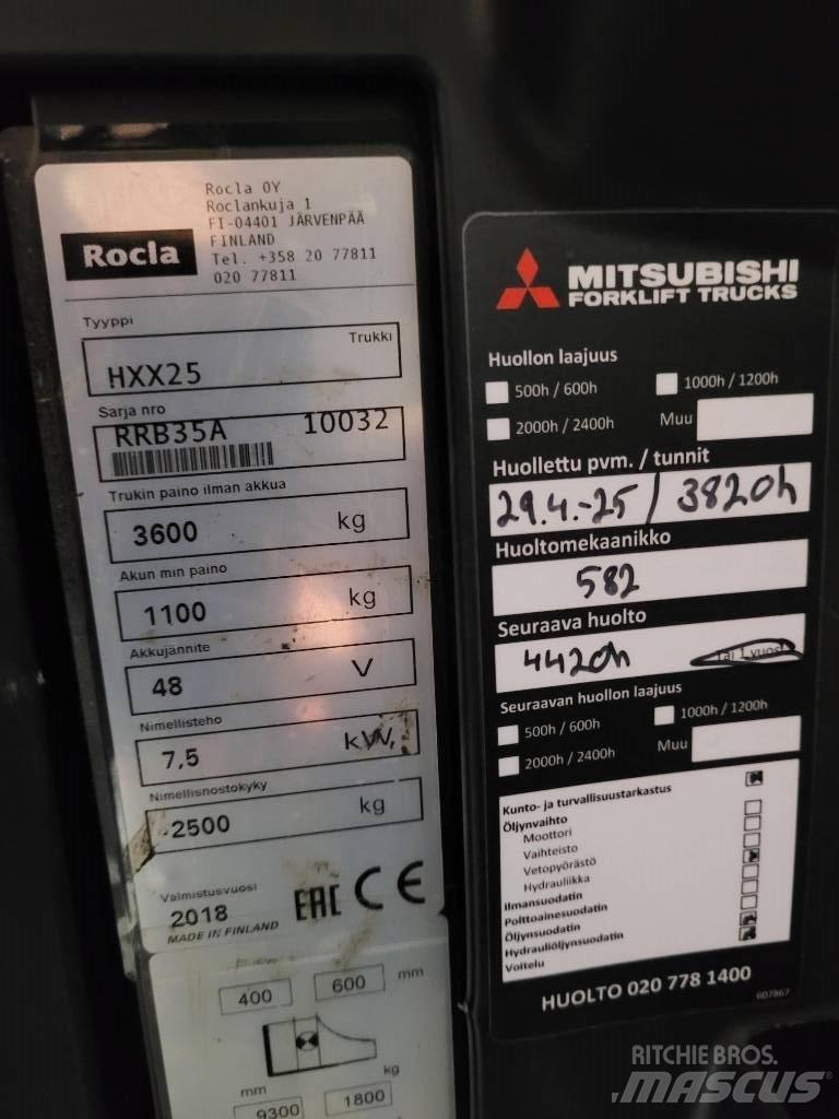 Rocla HXX25 Chariot à mât rétractable