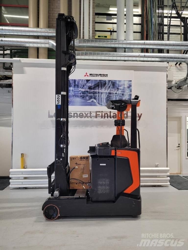 Rocla HXX25 Chariot à mât rétractable