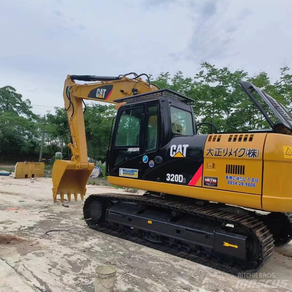 CAT 320D2 Pelle sur chenilles