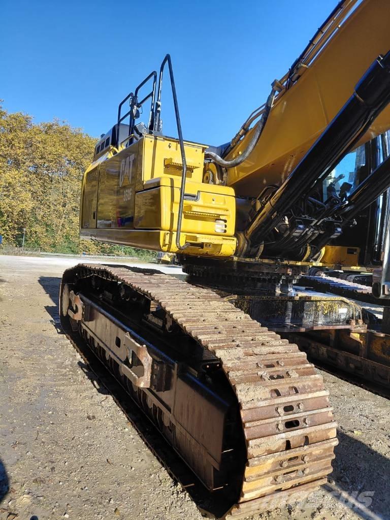 CAT 352 F Pelle sur chenilles