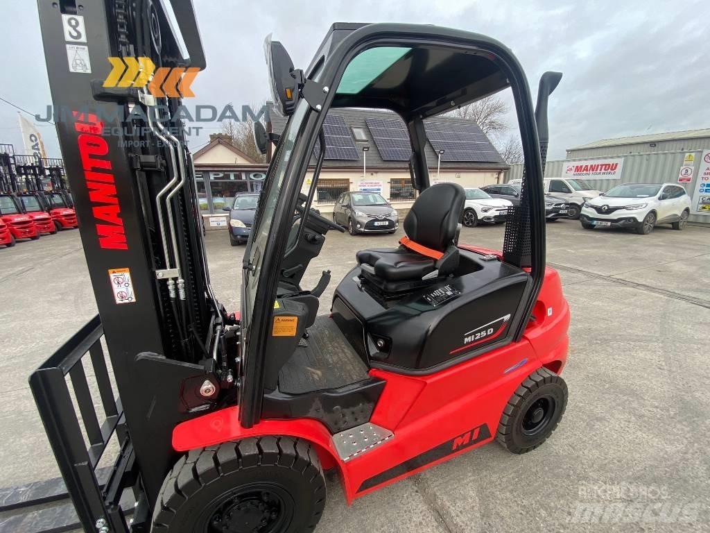 Manitou MI 25 D Chariots diesel