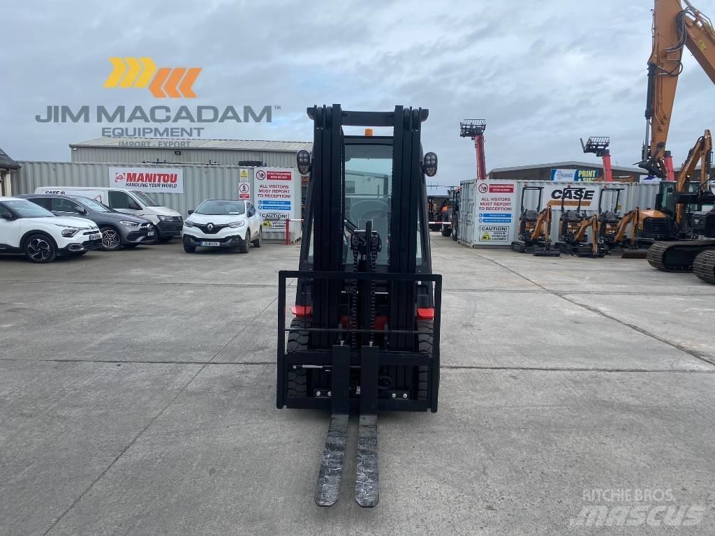 Manitou MI 25 D Chariots diesel