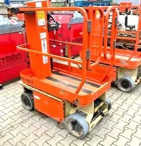 JLG 1230 ES Mât vertical