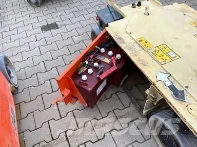 JLG 1230 ES Mât vertical