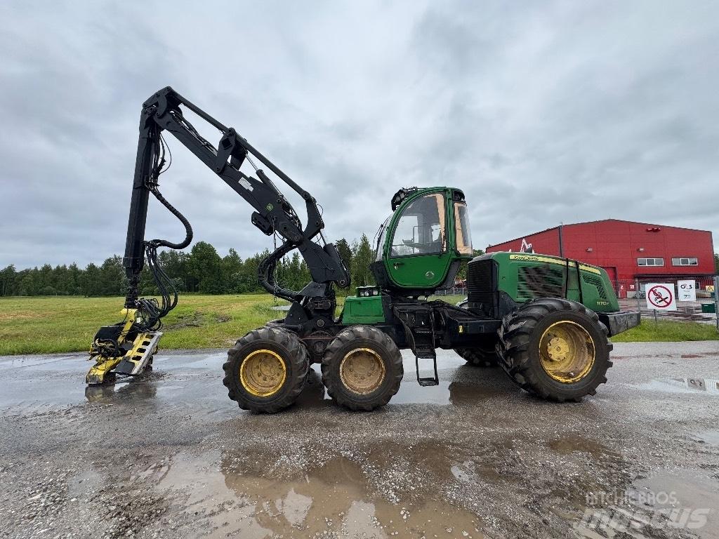 John Deere 1170 E Abatteuse