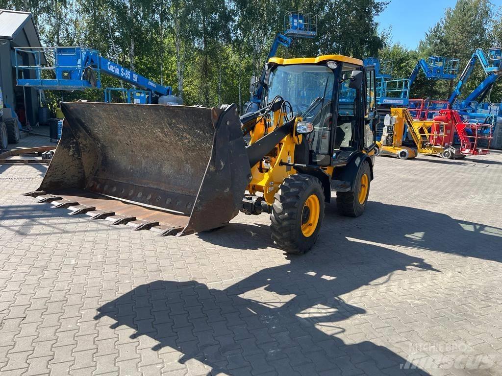 JCB 406 Chargeuse sur pneus