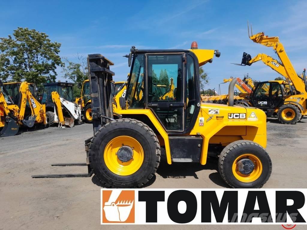 JCB 930-4 Chariot tout terrain