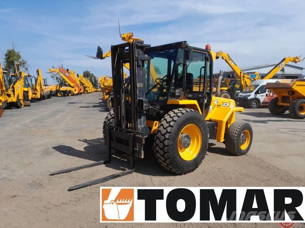 JCB 930-4 Chariot tout terrain