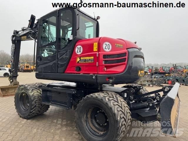 Yanmar B 110 W Pelle sur pneus