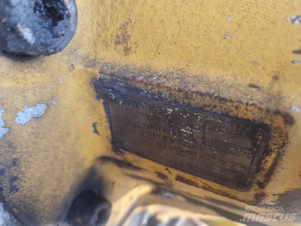 Volvo A25C Essieux