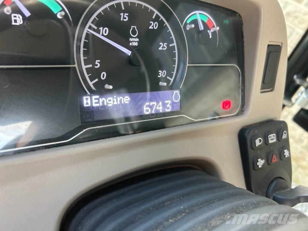 John Deere 3046R Tracteur