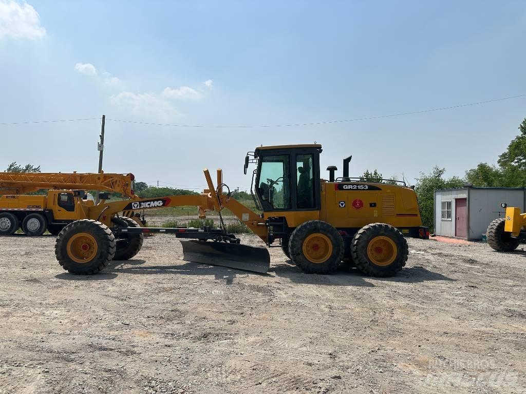 XCMG GR 215 Niveleuse