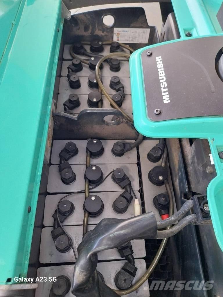 Mitsubishi PBV20N3 Transpalette accompagnant porté debout