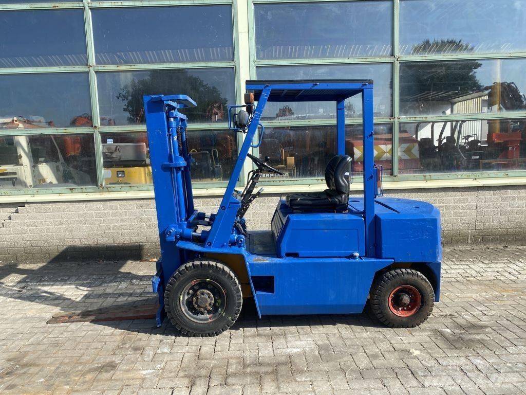 Komatsu FD 28-10 Chariots diesel