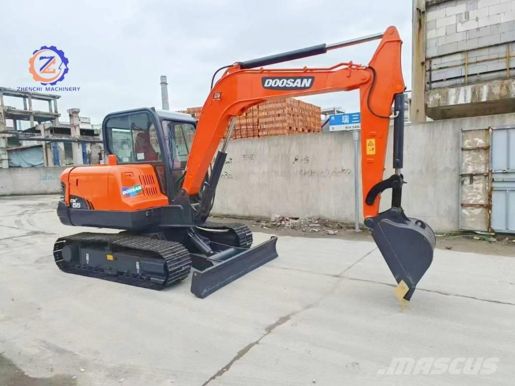 Doosan DX 55 Mini pelle < 7t